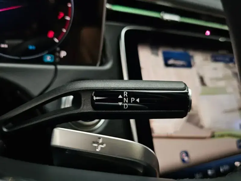2024 Mercedes-Benz E-Класс с пробегом 17 745 км