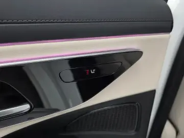 2025 Mercedes-Benz E-Класс с пробегом 3 860 км