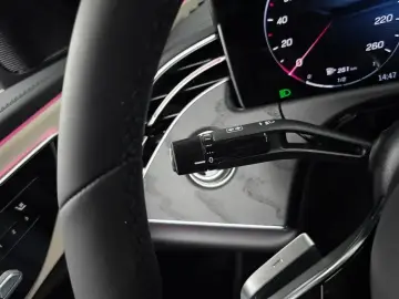 2025 Mercedes-Benz E-Класс с пробегом 3 860 км