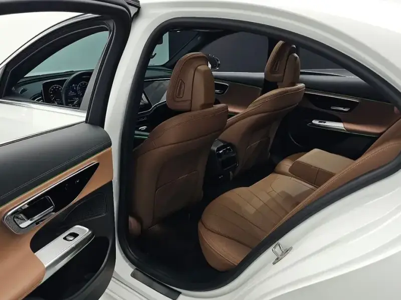 2024 Mercedes-Benz E-Класс с пробегом 17 745 км
