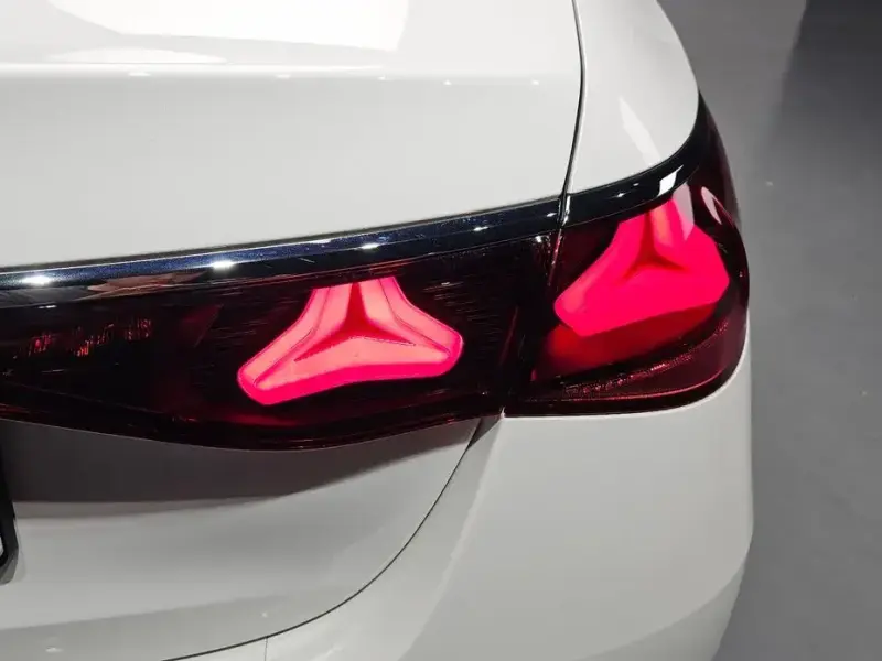 2024 Mercedes-Benz E-Класс с пробегом 17 745 км