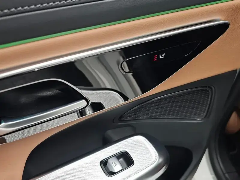 2024 Mercedes-Benz E-Класс с пробегом 17 745 км