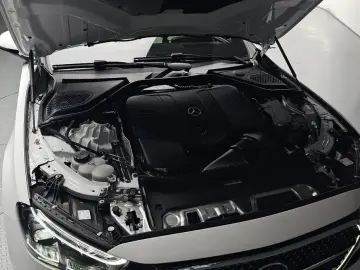2026 Mercedes-Benz E-Класс с пробегом 5 351 км