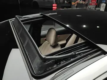 2026 Mercedes-Benz E-Класс с пробегом 5 351 км