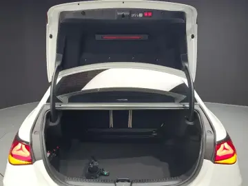 2026 Mercedes-Benz E-Класс с пробегом 5 351 км