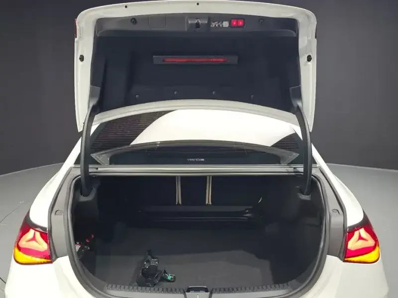 2026 Mercedes-Benz E-Класс с пробегом 5 351 км