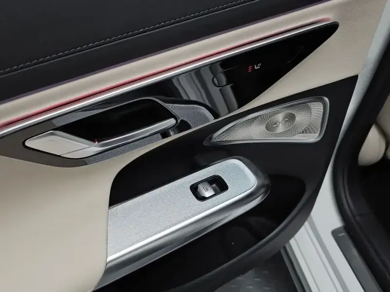 2026 Mercedes-Benz E-Класс с пробегом 5 351 км