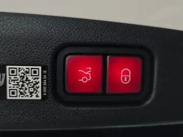 2026 Mercedes-Benz E-Класс с пробегом 5 351 км