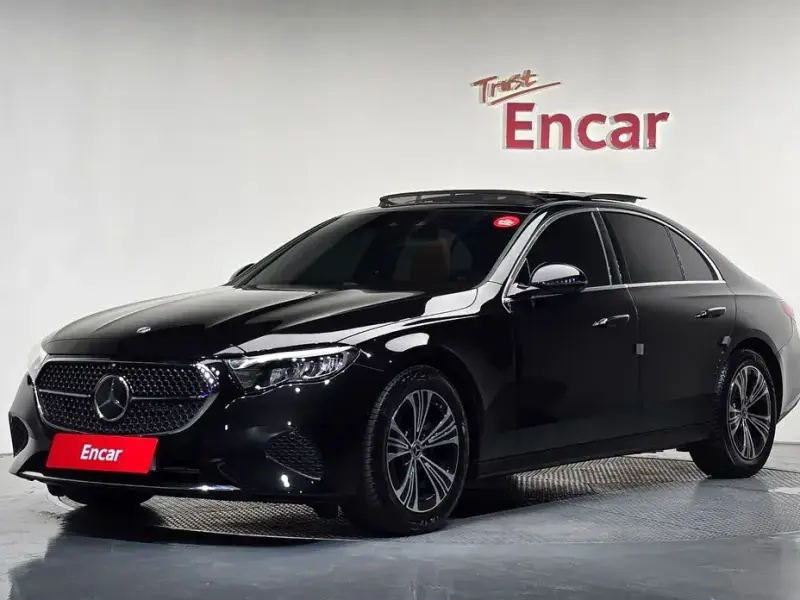 2024 Mercedes-Benz E-Класс с пробегом 33 902 км