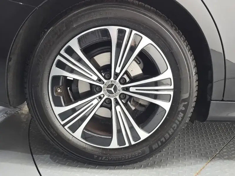 2024 Mercedes-Benz E-Класс с пробегом 33 902 км