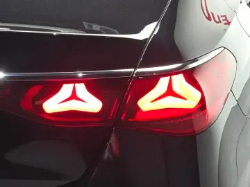 2024 Mercedes-Benz E-Класс с пробегом 33 902 км
