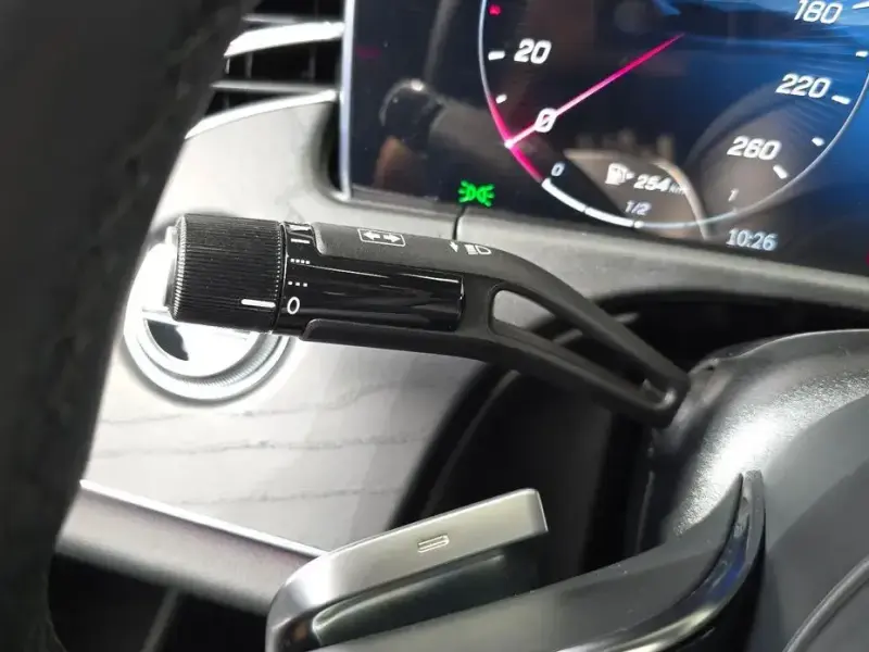 2024 Mercedes-Benz E-Класс с пробегом 33 902 км