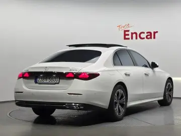 2025 Mercedes-Benz E-Класс с пробегом 16 236 км