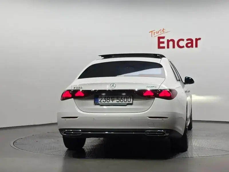 2025 Mercedes-Benz E-Класс с пробегом 16 236 км