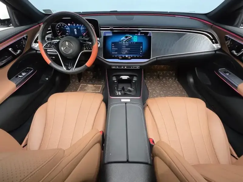 2025 Mercedes-Benz E-Класс с пробегом 16 236 км