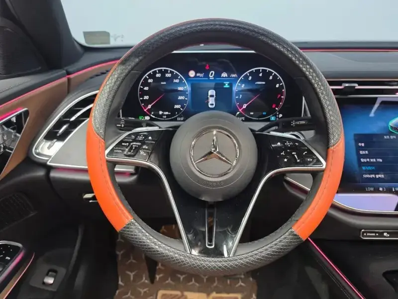 2025 Mercedes-Benz E-Класс с пробегом 16 236 км