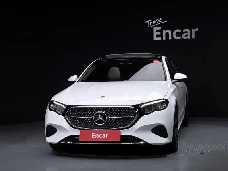 2024 Mercedes-Benz E-Класс с пробегом 23 042 км