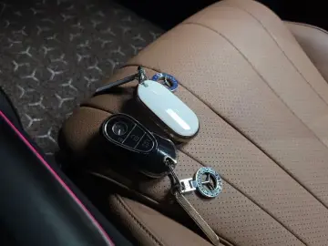 2025 Mercedes-Benz E-Класс с пробегом 16 236 км