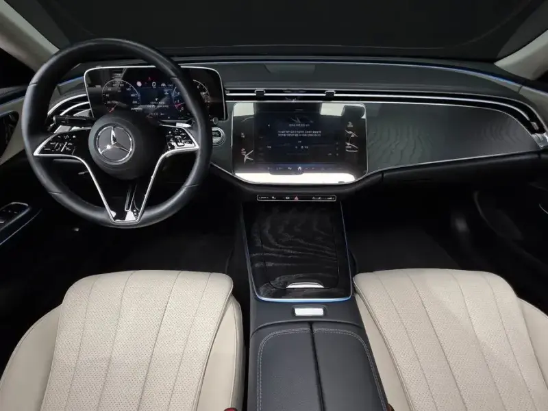 2024 Mercedes-Benz E-Класс с пробегом 23 042 км