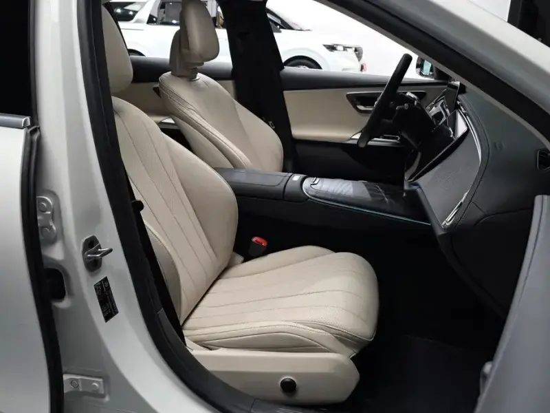 2024 Mercedes-Benz E-Класс с пробегом 23 042 км