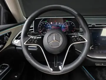 2024 Mercedes-Benz E-Класс с пробегом 23 042 км