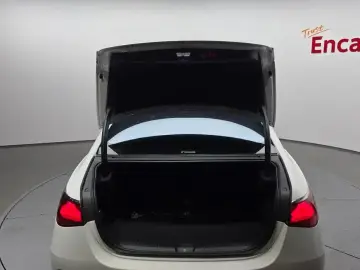 2025 Mercedes-Benz E-Класс с пробегом 16 236 км