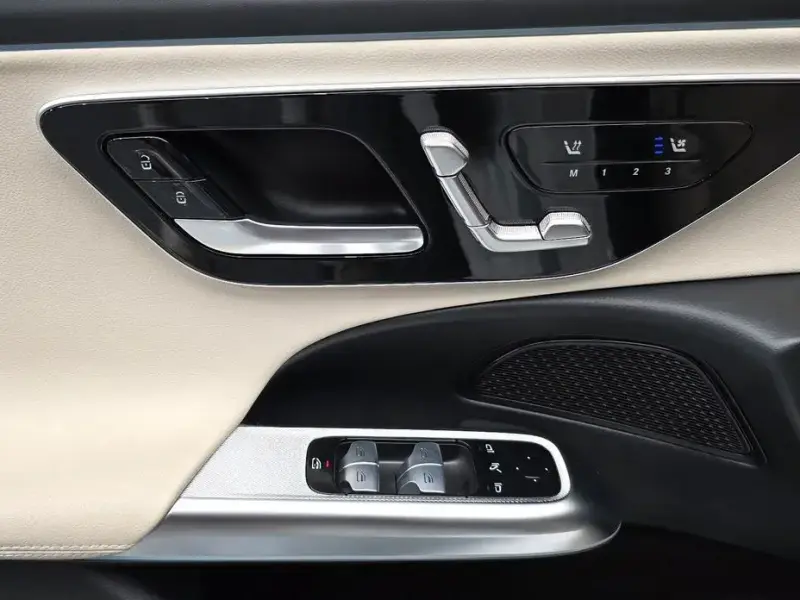 2024 Mercedes-Benz E-Класс с пробегом 23 042 км