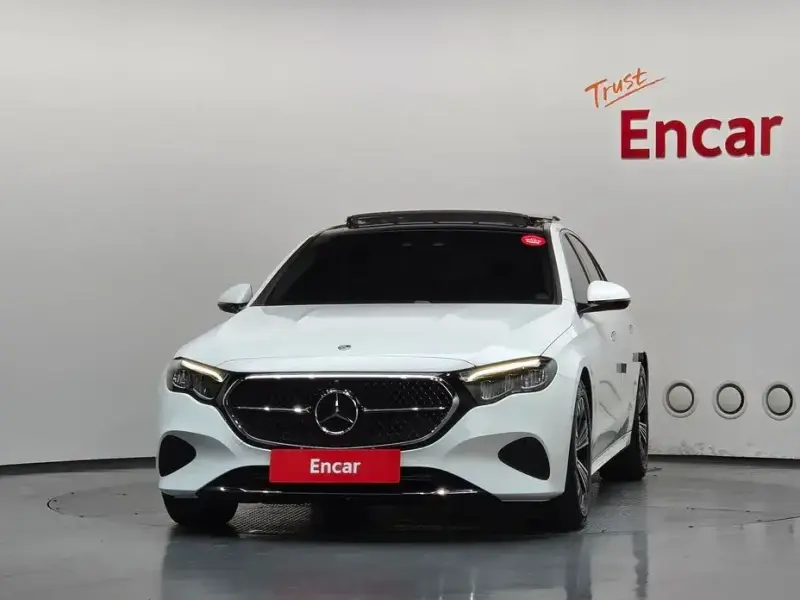 2024 Mercedes-Benz E-Класс с пробегом 17 139 км