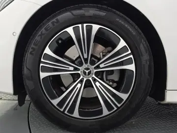 2024 Mercedes-Benz E-Класс с пробегом 17 139 км