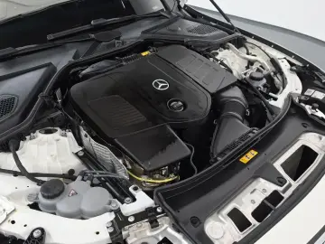 2024 Mercedes-Benz E-Класс с пробегом 17 139 км