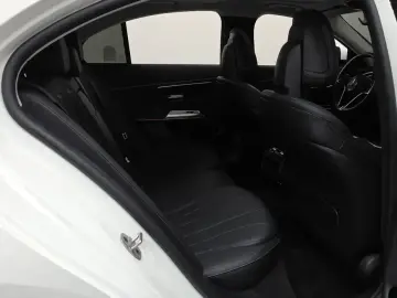 2024 Mercedes-Benz E-Класс с пробегом 17 139 км