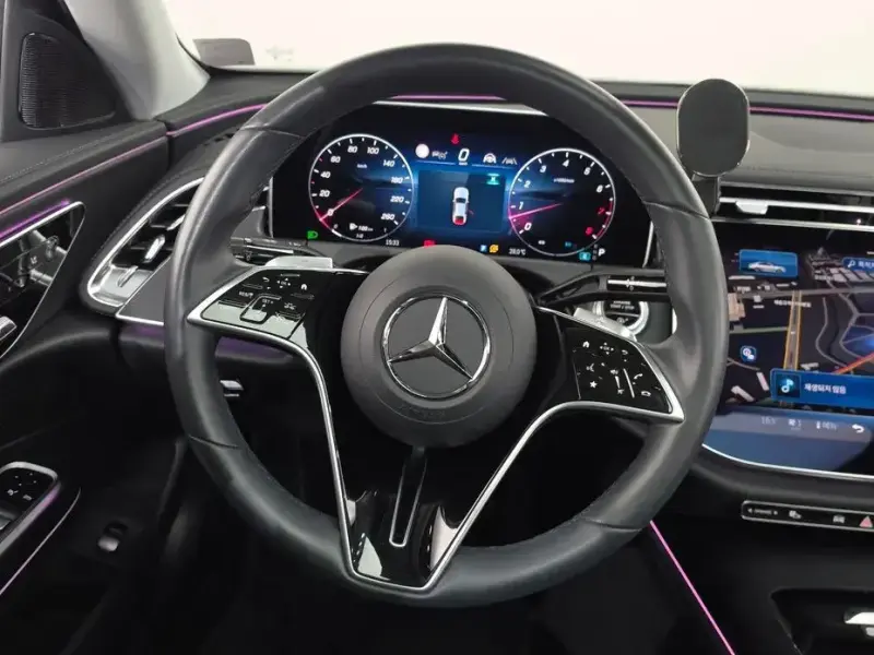 2024 Mercedes-Benz E-Класс с пробегом 17 139 км