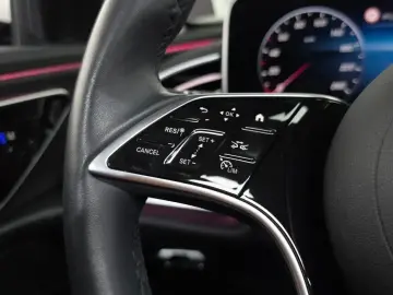 2024 Mercedes-Benz E-Класс с пробегом 17 139 км