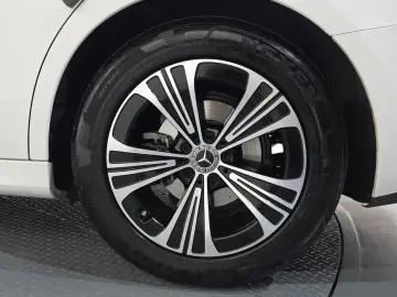 2024 Mercedes-Benz E-Класс с пробегом 17 139 км