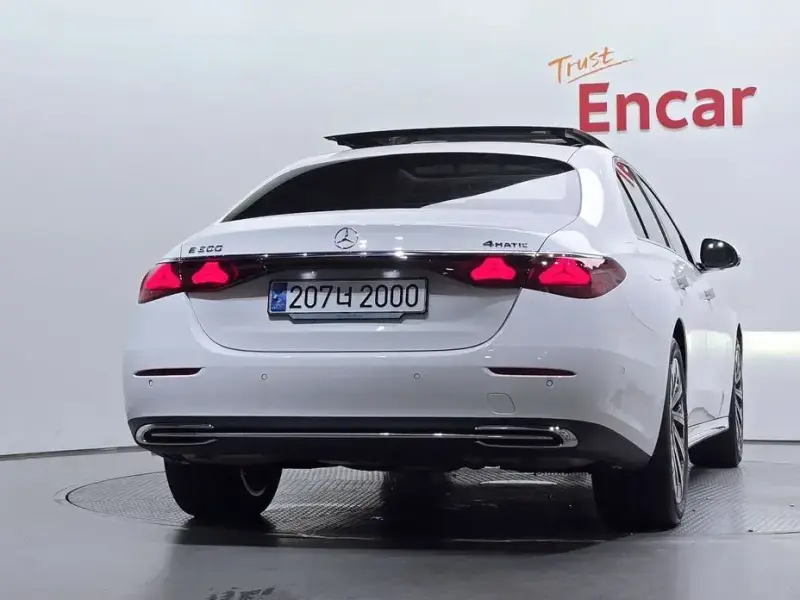 2024 Mercedes-Benz E-Класс с пробегом 11 563 км