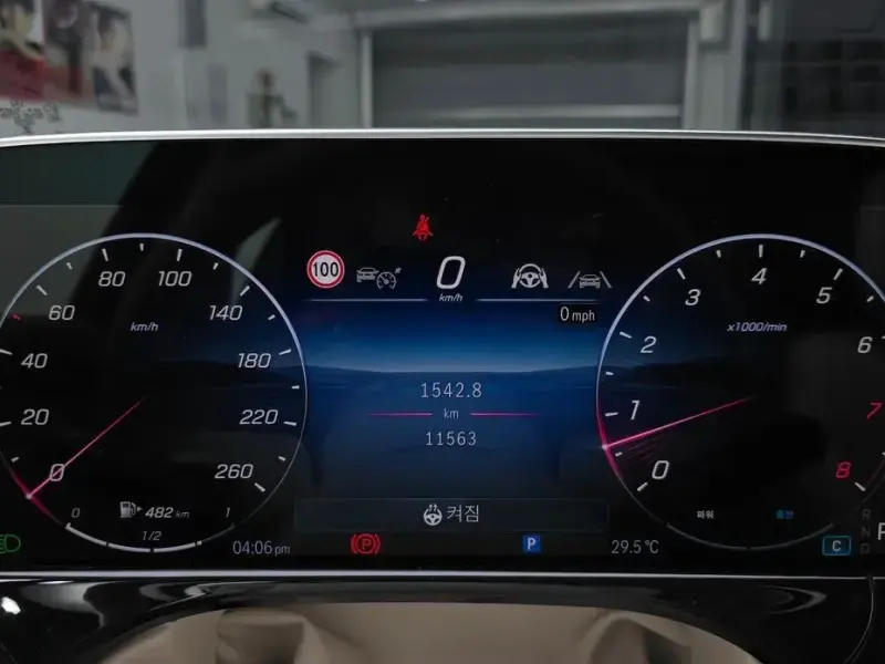 2024 Mercedes-Benz E-Класс с пробегом 11 563 км