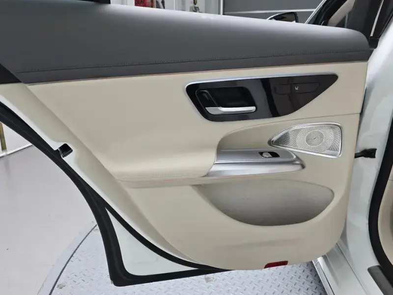 2024 Mercedes-Benz E-Класс с пробегом 11 563 км