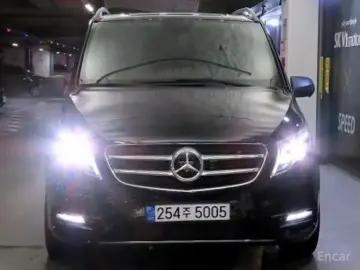 2020 Mercedes-Benz V-Класс с пробегом 32 500 км