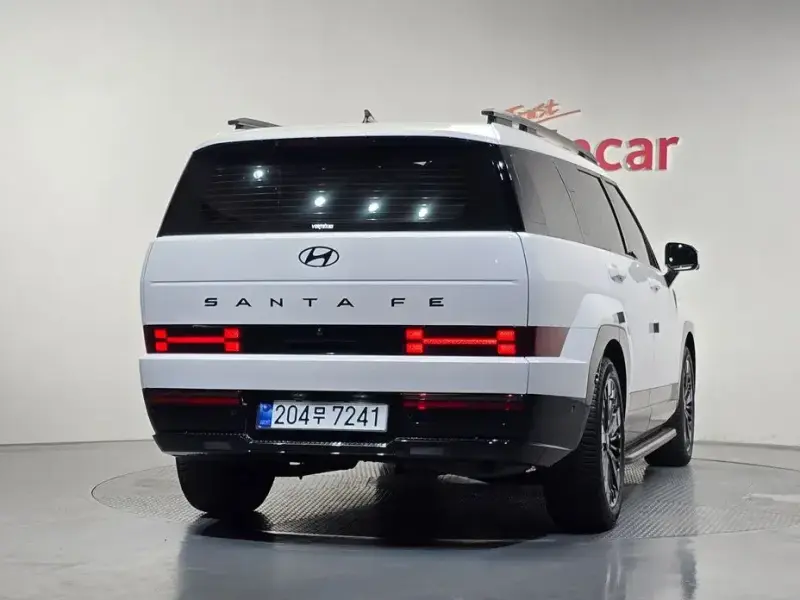 2025 Hyundai Santa Fe с пробегом 31 535 км
