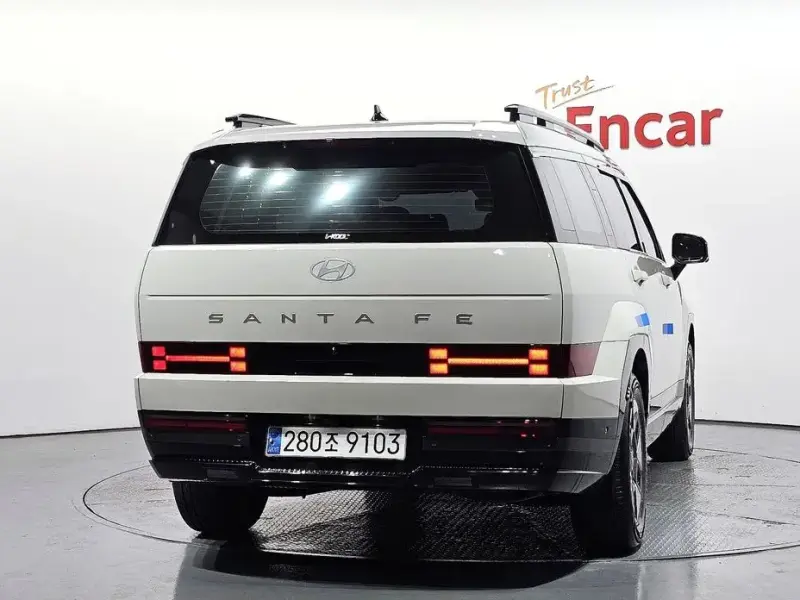 2023 Hyundai Santa Fe с пробегом 83 788 км