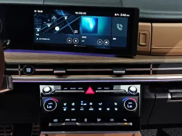 2026 Hyundai Santa Fe с пробегом 1 567 км
