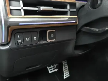2025 Hyundai Santa Fe с пробегом 22 349 км