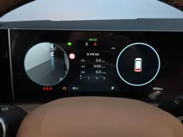 2025 Hyundai Santa Fe с пробегом 5 556 км