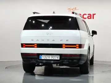 2025 Hyundai Santa Fe с пробегом 28 249 км