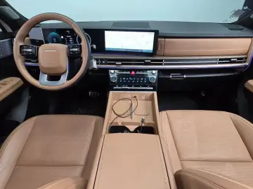 2025 Hyundai Santa Fe с пробегом 28 249 км