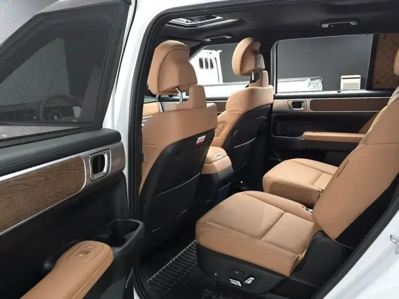 2025 Hyundai Santa Fe с пробегом 28 249 км