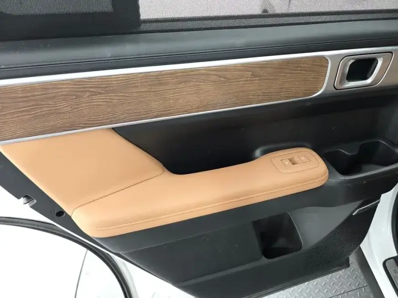 2025 Hyundai Santa Fe с пробегом 28 249 км