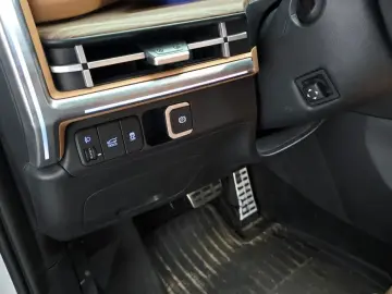 2025 Hyundai Santa Fe с пробегом 28 249 км