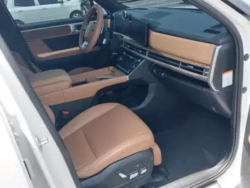 2023 Hyundai Santa Fe с пробегом 63 500 км