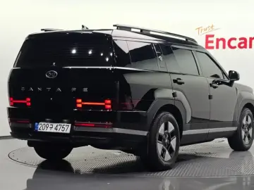 2025 Hyundai Santa Fe с пробегом 10 204 км